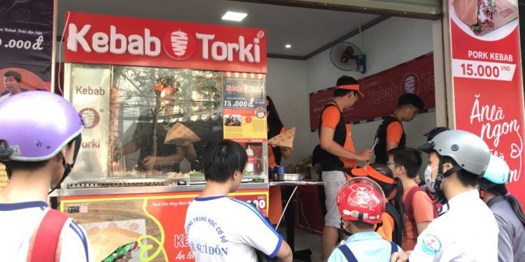 Hành trình vòng quanh thế giới của chiếc bánh mì thổ nhĩ kỳ