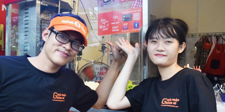 Hành trình vòng quanh thế giới của chiếc bánh mì thổ nhĩ kỳ