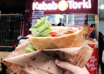 banh-mi-kebab-torki-day-du-chat-dinh-duong