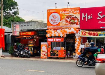 Làm cách nào để khiến khách hàng ấn tượng với cửa hàng bánh mì Kebab Torki của bạn