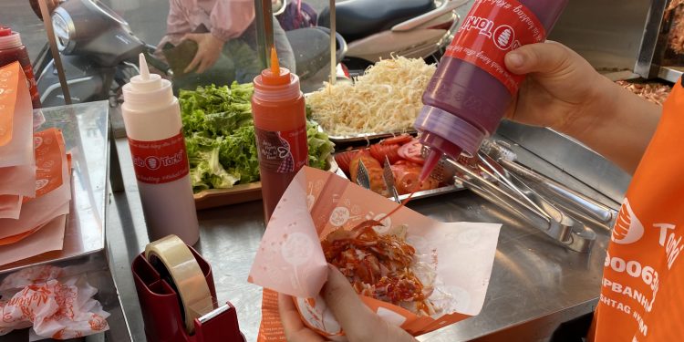 Bánh mì Kebab Torki – món ăn đường phố vừa thơm ngon vừa tiện lợi bổ dưỡng