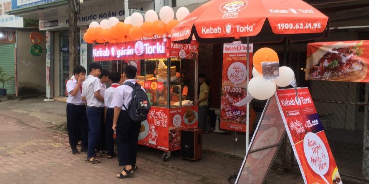 Bí kíp kinh doanh bánh mì kebab thu hồi vốn siêu nhanh trong cả mùa dịch