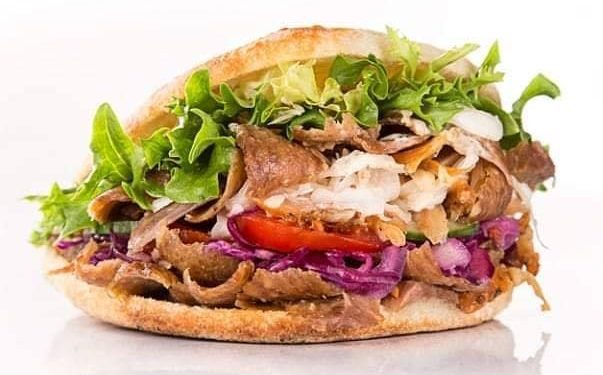 Điểm danh 7 cửa hàng bánh mì kebab thơm ngon nức tiếng Hà Thành