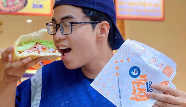 Bánh mì Kebab trở thành bữa ăn tiện lợi của mọi người cho đến ngày nay